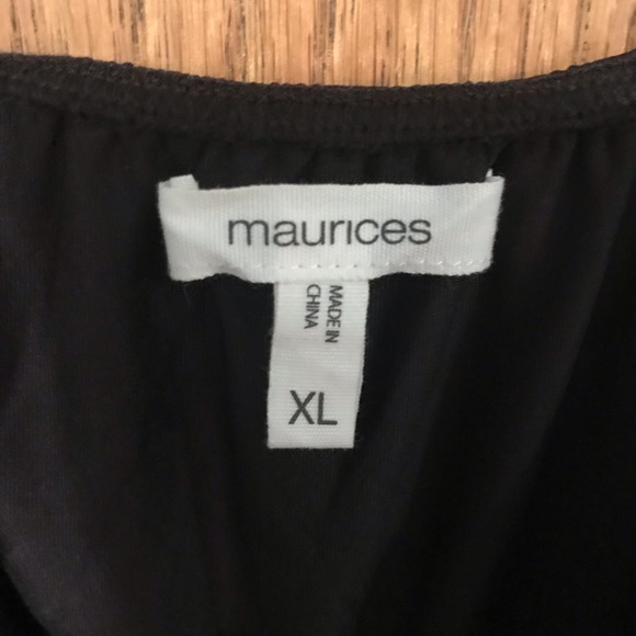 Black Lace-up Tank Top - Picture 3 of 4